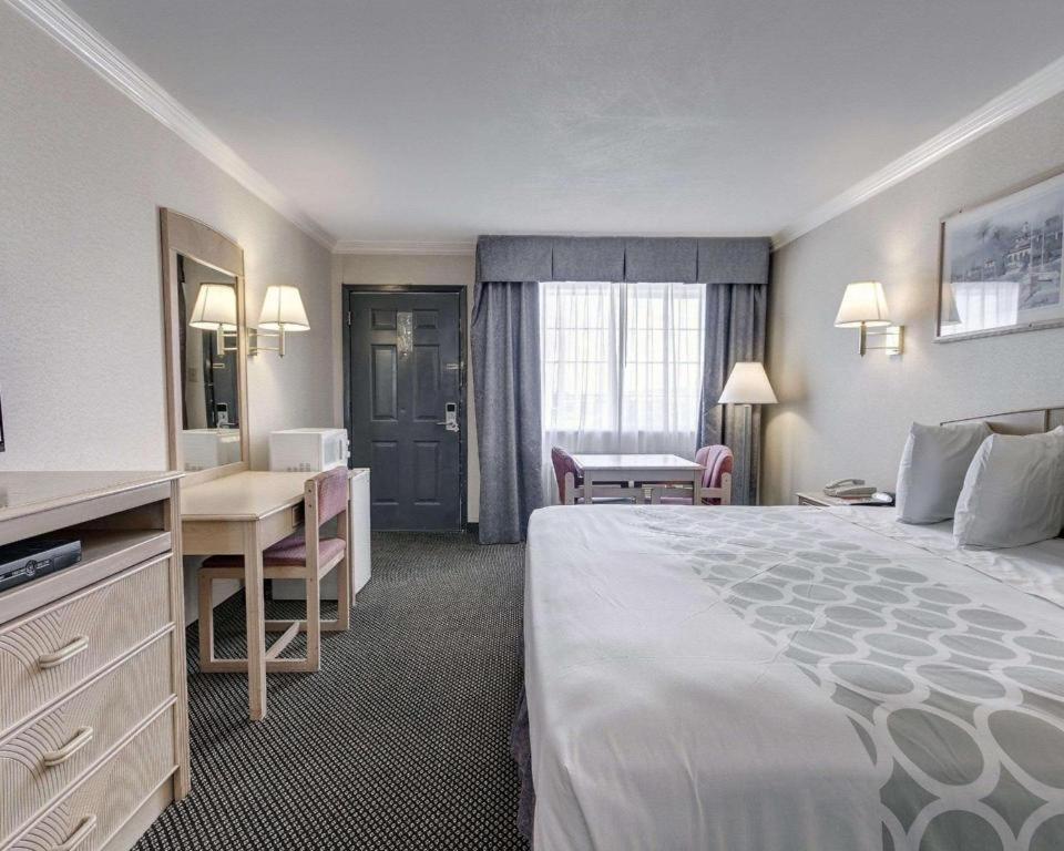 Econo Lodge Ван-Горн Екстер'єр фото
