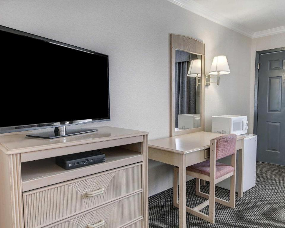 Econo Lodge Ван-Горн Екстер'єр фото