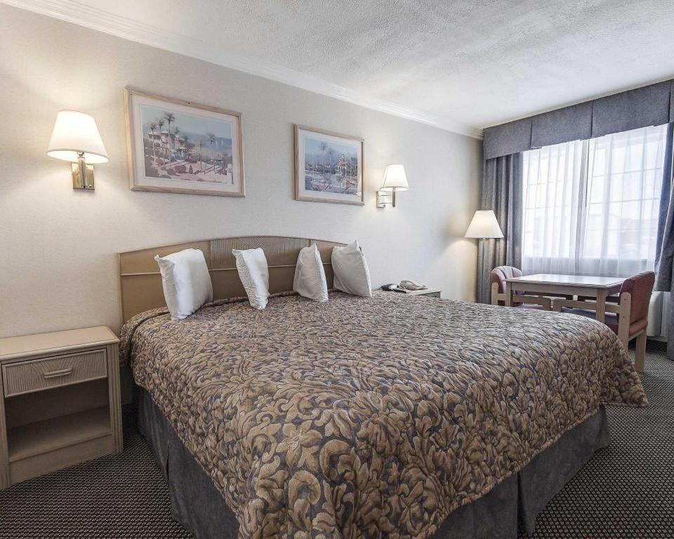 Econo Lodge Ван-Горн Екстер'єр фото